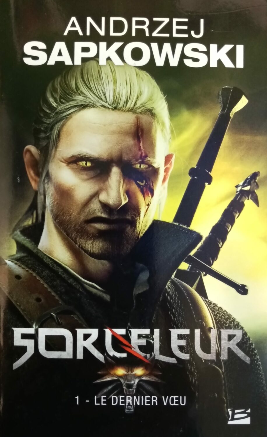 Couverture de Le sorceleur Tome 1 : Le dernier voeu
