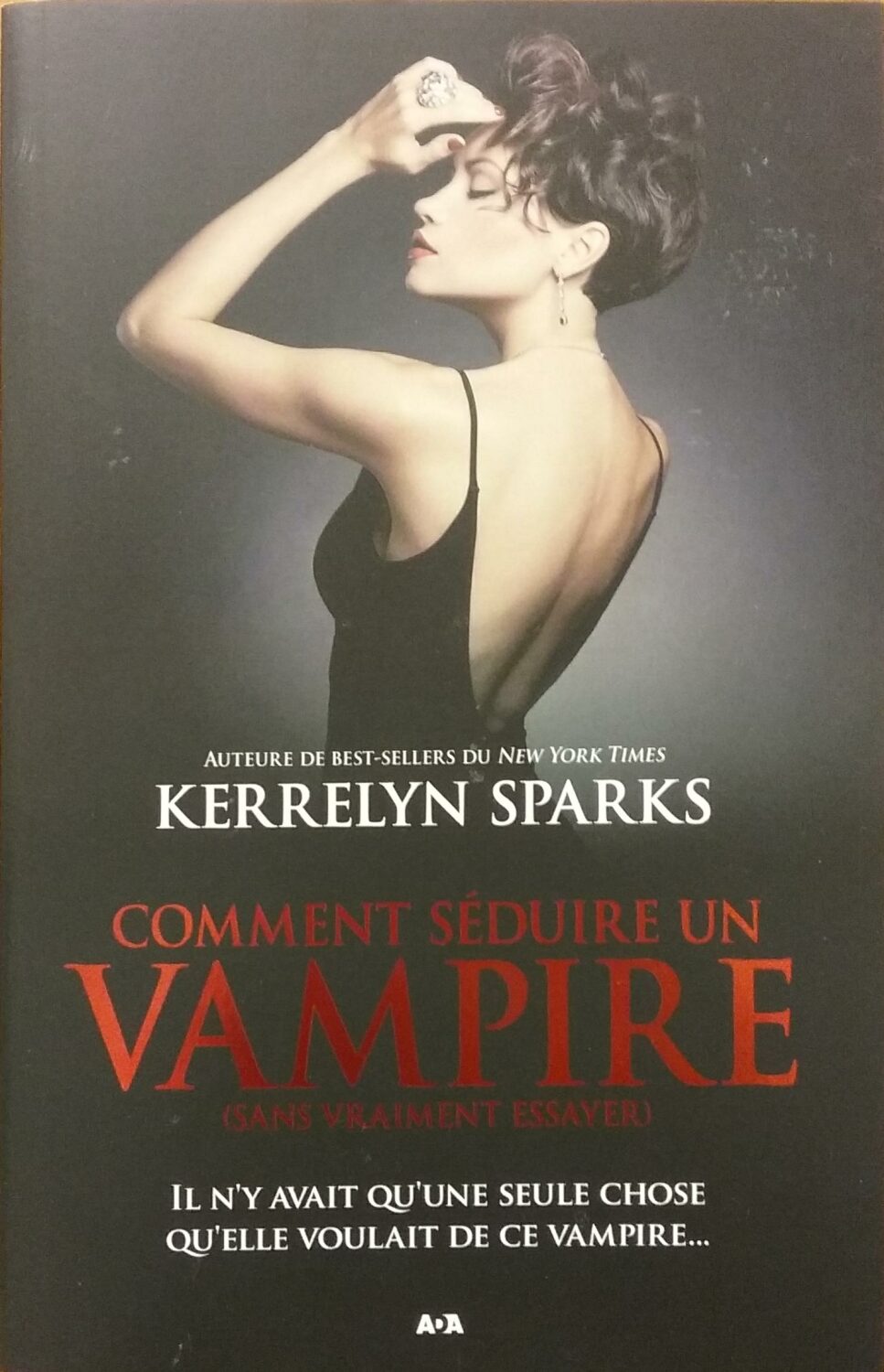 Couverture de Histoires de vampires Tome 15 : Comment séduire un vampire (sans vraiment essayer)