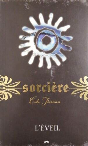 Couverture de Sorcière Tome 5 : L'éveil