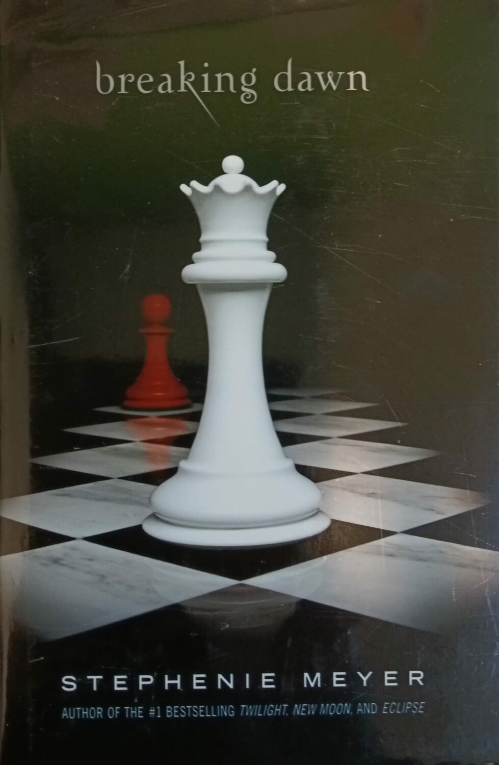 Couverture de Twilight Book 4 : Breaking Dawn