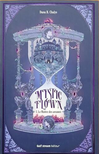 Couverture de Mystic Flown Tome 1 : Le maître des arcanes