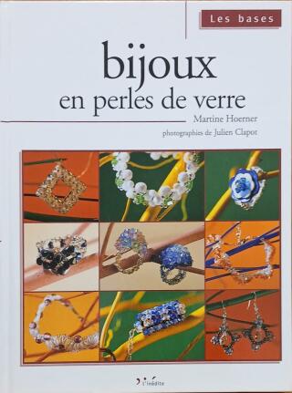 Couverture de Bijoux en perles de verre