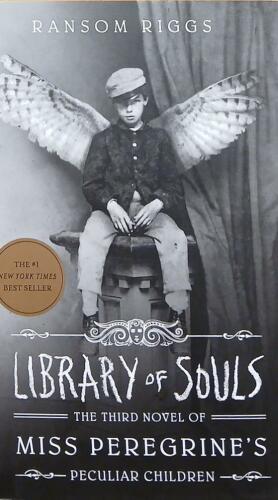 Couverture de Miss Peregrine's Peculiar Children Book 3 : Library of Souls